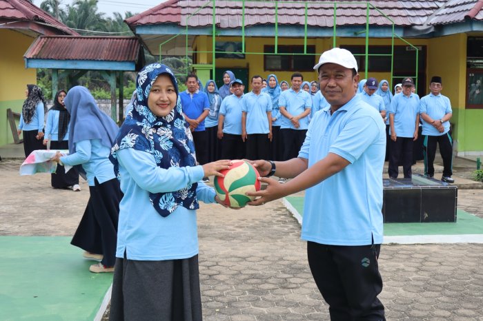 Resmi Dibuka, Class Meeting MTsN 1 Batang Hari Jadi Wadah Asah Bakat dan Karakter Siswa