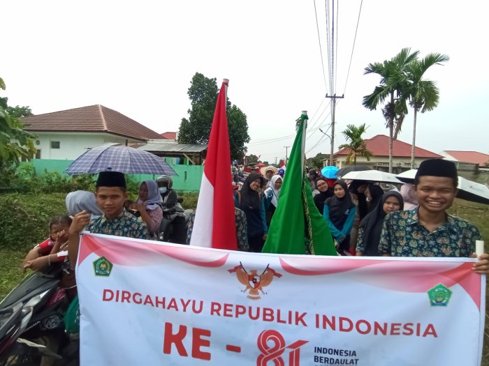 Siswa-Siswi MAN 2 Bungo Meriahkan Pawai Kecamatan Bungo Dani Siswa-Siswi MAN 2 Bungo Meriahkan Pawai Kecamatan Bungo Dani