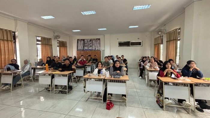 MAN 2 Kota Jambi Gelar Bimbingan Belajar Intensif Persiapan Tes Kompetensi Akademik MAN 2 Kota Jambi Gelar Bimbingan Belajar Intensif Persiapan Tes Kompetensi Akademik