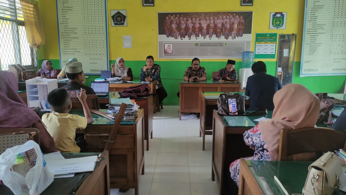 MAN 2 TEBO GELAR RAPAT  JELANG LIBUR RAMADHAN DAN IDUL FITRI 1446 H.