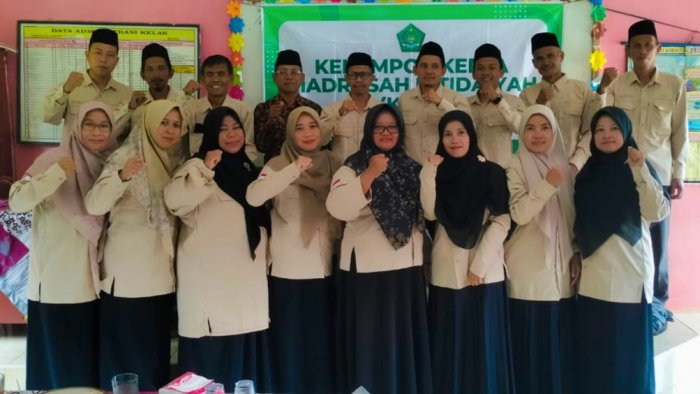 Kepala MIN 4 Tebo Pimpin Rapat KKMI Wilayah Barat, Bahas Jadwal Ujian hingga Pelatihan Kurikulum Deep Learning dan KBC