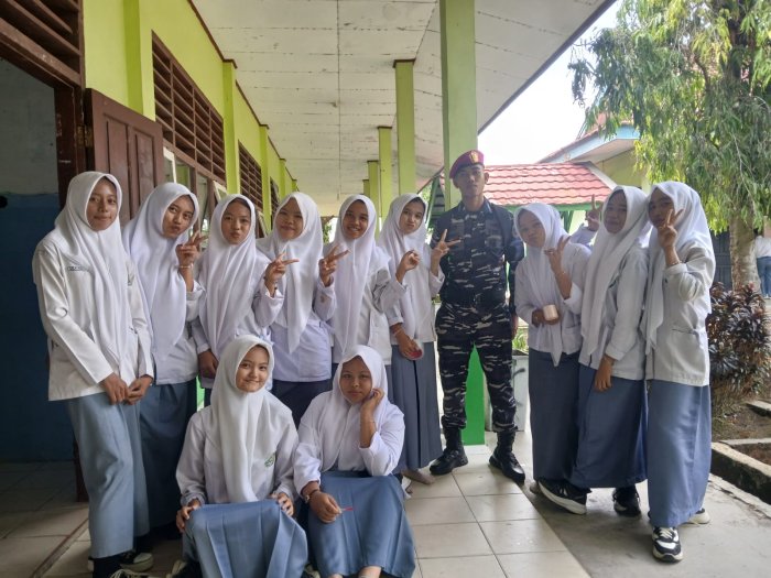 Motivasi untuk Adik Kelas, Alumni MAN 2 Bungo yang Lolos TNI Kunjungi Almamater Motivasi untuk Adik Kelas, Alumni MAN 2 Bungo yang Lolos TNI Kunjungi Almamater