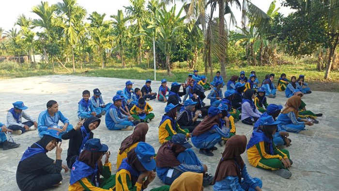 Pengarahan Anggota PMR dan Regu Acara Persaju di MTsN 5 Bungo