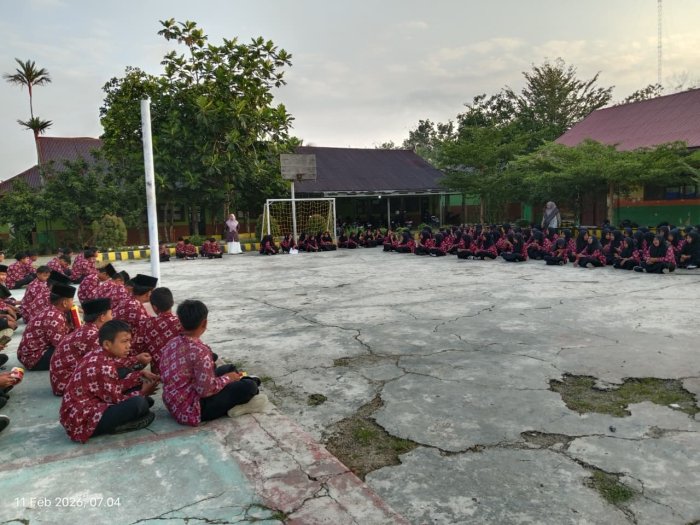 Dengan Pengajian Pagi, MTsN 1 Bungo Tanamkan Keikhlasan Hati untuk Memudahkan Pemahaman Pelajaran Dengan Pengajian Pagi, MTsN 1 Bungo Tanamkan Keikhlasan Hati untuk Memudahkan Pemahaman Pelajaran