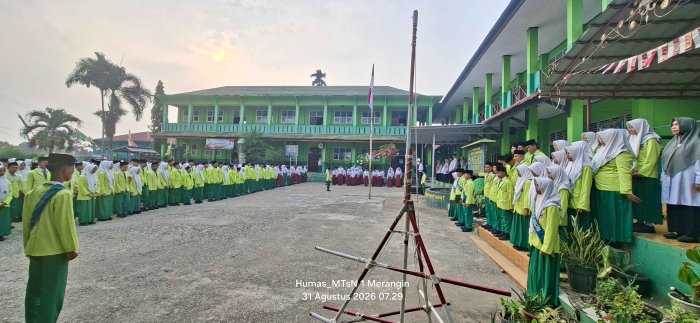 Upacara Bendera: Tepat Waktu Merupakan Pondasi Karakter Bertanggung Jawab