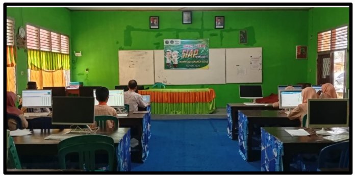Asah Kemampuan Bahasa, Siswa MTsN 1 Tebo Ikuti Simulasi OBA 9 di Laboratorium Komputer Asah Kemampuan Bahasa, Siswa MTsN 1 Tebo Ikuti Simulasi OBA 9 di Laboratorium Komputer
