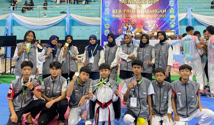 2 orang Siswa MAN 2 Tebo mengikuti Mendagri Cup Championship 2025 di Kota Sungai Penuh. 2 orang Siswa MAN 2 Tebo mengikuti Mendagri Cup Championship 2025 di Kota Sungai Penuh.