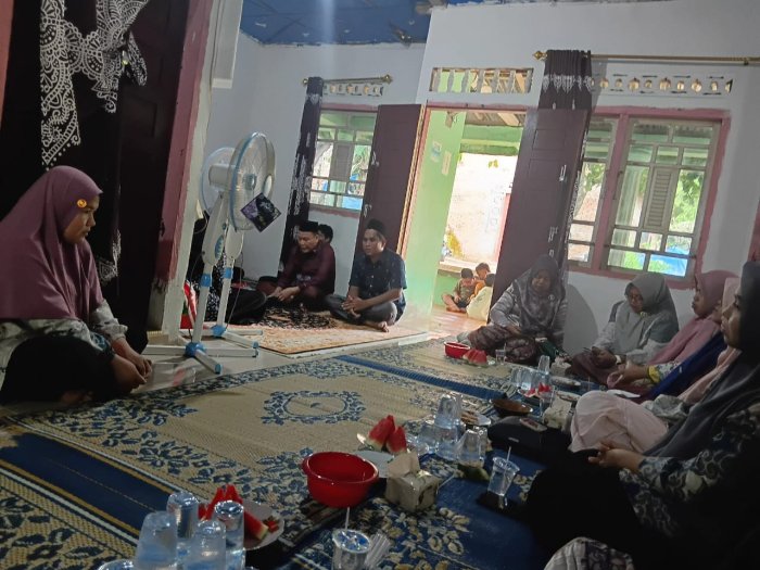 MAN 2 Tebo Tanamkan Pentingnya Kepedulian Sosial Melalui Takziah MAN 2 Tebo Tanamkan Pentingnya Kepedulian Sosial Melalui Takziah