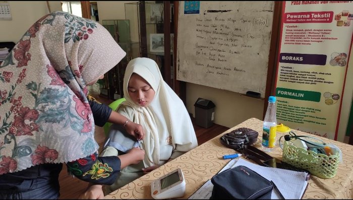 UKS MAN 2 Kota Jambi, Garda Terdepan Menjaga Kesehatan Warga Madrasah