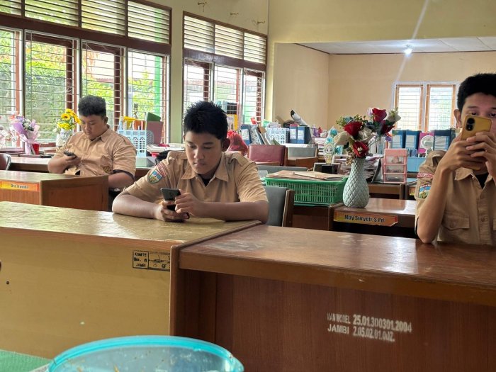 Kesempatan Kedua! Ujian Susulan PAS Ganjil Siap Digelar, Panitia Minta Guru Segera Lapor Data Kesempatan Kedua! Ujian Susulan PAS Ganjil Siap Digelar, Panitia Minta Guru Segera Lapor Data