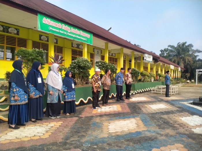 KEPALA MADRASAH MTsN 4 TEBO RESMI MEMBUKA PELAKSANAAN SUMATIF AKHIR SEMESTER GENAP (SAS) TP. 2025/2026. KEPALA MADRASAH MTsN 4 TEBO RESMI MEMBUKA PELAKSANAAN SUMATIF AKHIR SEMESTER GENAP (SAS) TP. 2025/2026.