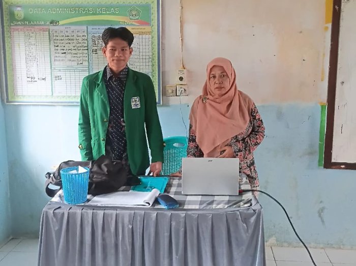 Terjun Langsung ke MAN 2 Tebo,  Mahasiswa PLP Universitas Islam Tebo Sukses Mengajar Aktif Bersama Guru Pamong