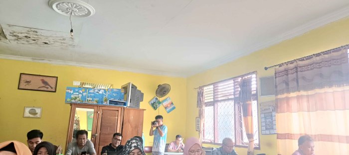 Momen Haru dan Khidmat: Rapat Terakhir di MTsN 2 Bungo Terekam Lensa Kamera