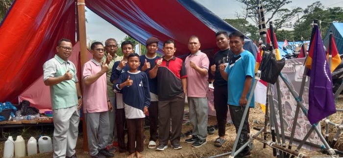 Guru MTsN 2 Bungo Kunjungi Siswa Kemah di Cadika Jambore Guru MTsN 2 Bungo Kunjungi Siswa Kemah di Cadika Jambore