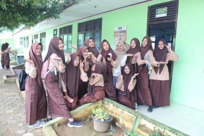 Tuntaskan Teori, Siswa Kelas IX MTsN 2 Bungo Bersiap Hadapi Rangkaian Ujian Praktik Tuntaskan Teori, Siswa Kelas IX MTsN 2 Bungo Bersiap Hadapi Rangkaian Ujian Praktik