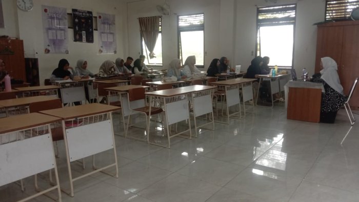 Belajar Asik, Persiapan Mantap! Bimbel TKA Bahasa Indonesia di MAN 2 Kota Jambi Belajar Asik, Persiapan Mantap! Bimbel TKA Bahasa Indonesia di MAN 2 Kota Jambi